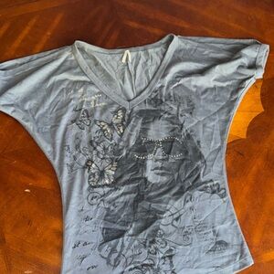 Gray Graphic Cold-Shoulder V-Neck T-Shirt